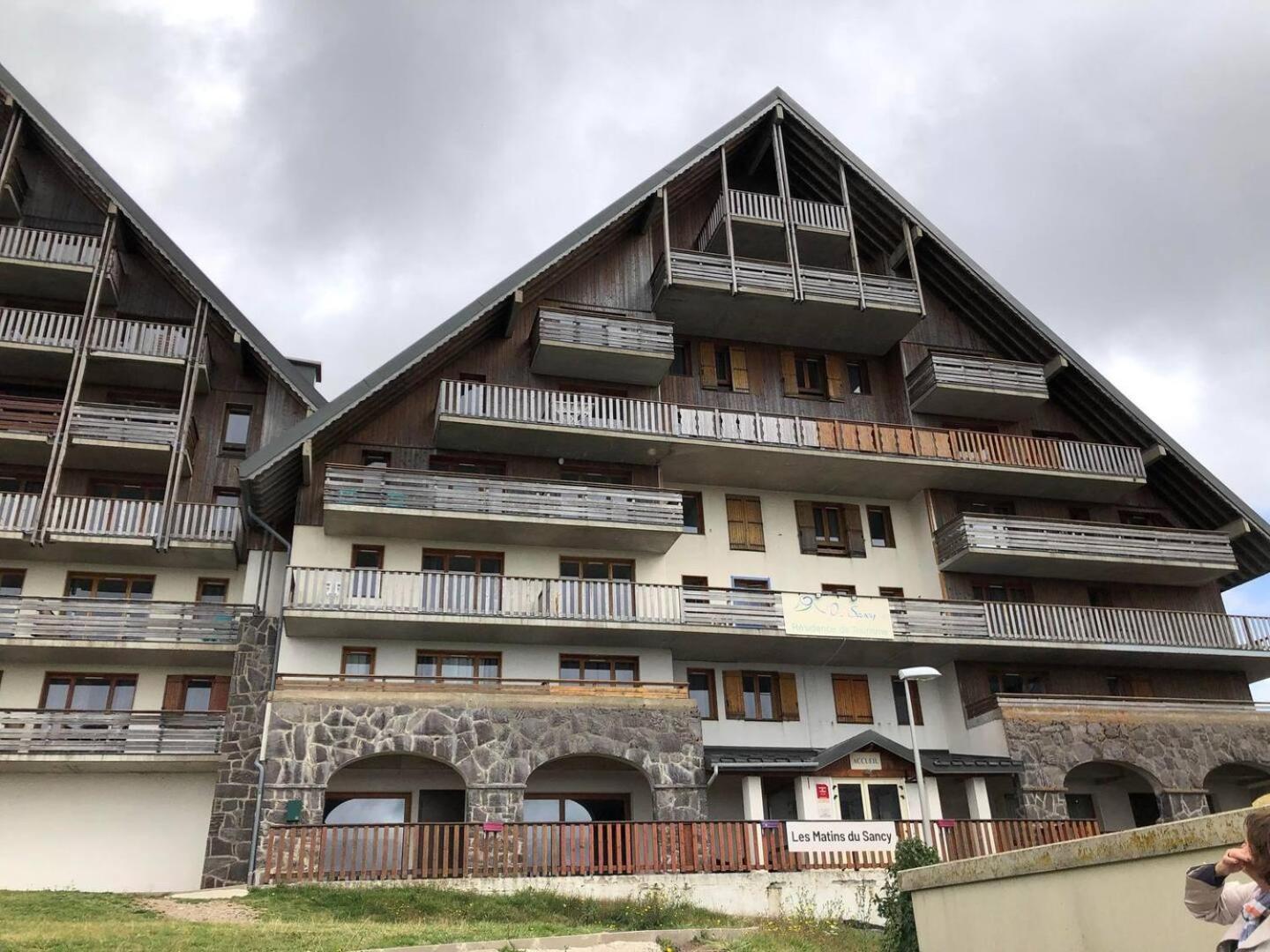 Apartment Hauteurs Super - 4 Personnes -piscine & Garage Besse-et-Saint-Anastaise